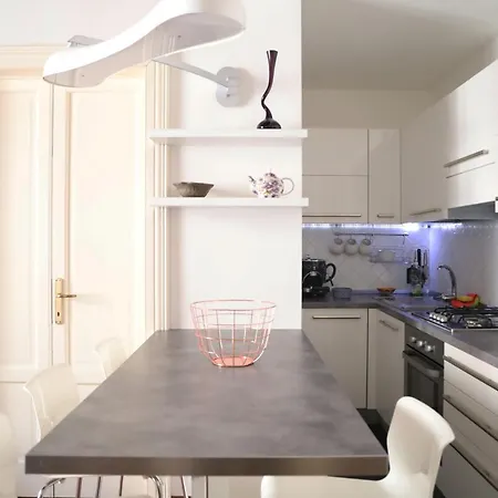 Duca Di Porta Romana, Viaorti Apartmán *