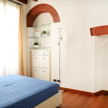 Duca Di Porta Romana, Viaorti Apartmán